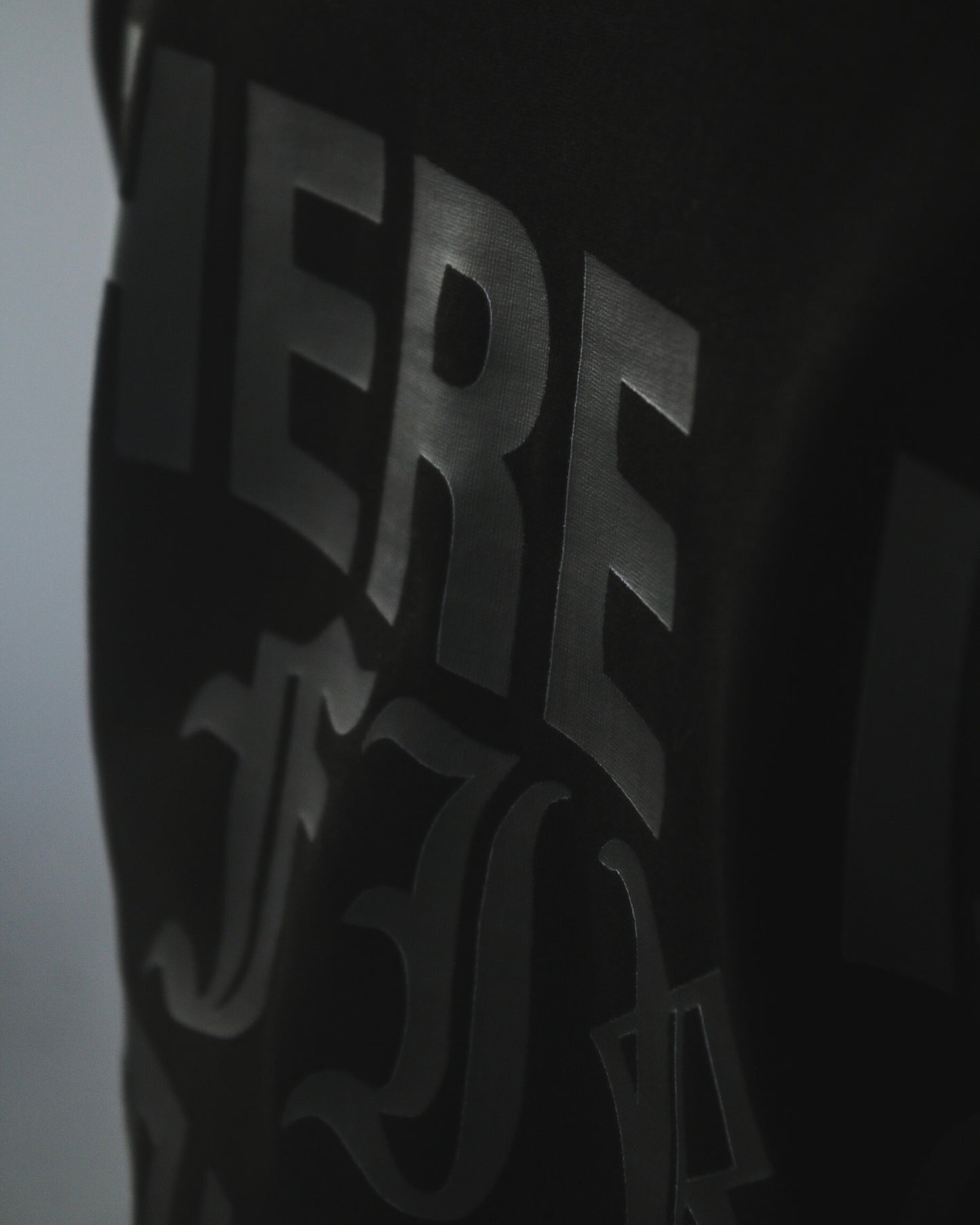 HIDDEN POWER - NEGRO