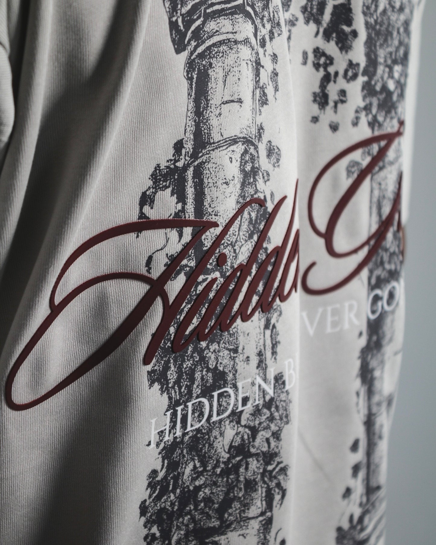 HIDDEN GLORY - GRIS CEMENTO